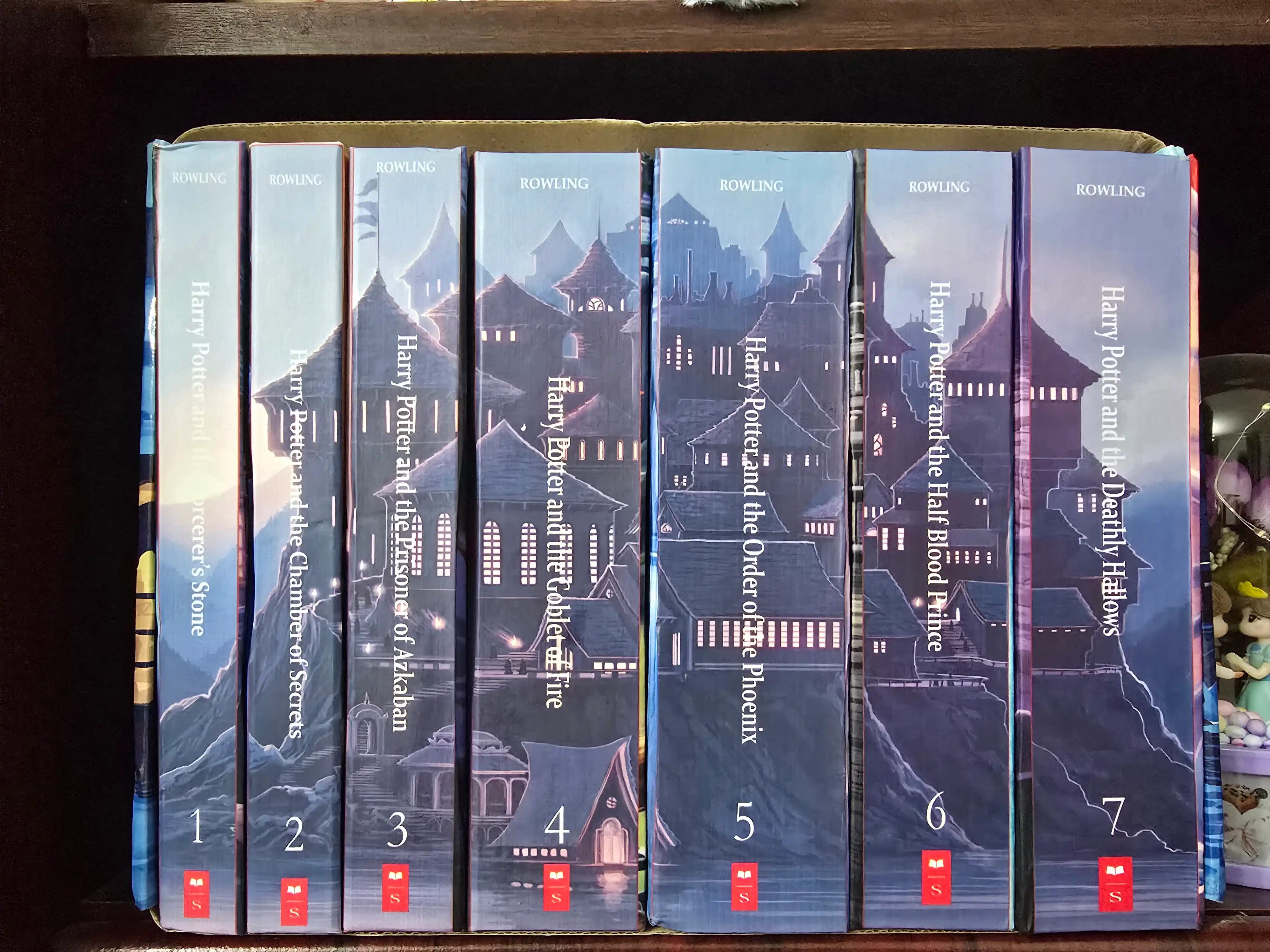 Harry Potter Complete Book Series in English. Special Edition Boxed Set by J.K. Rowling