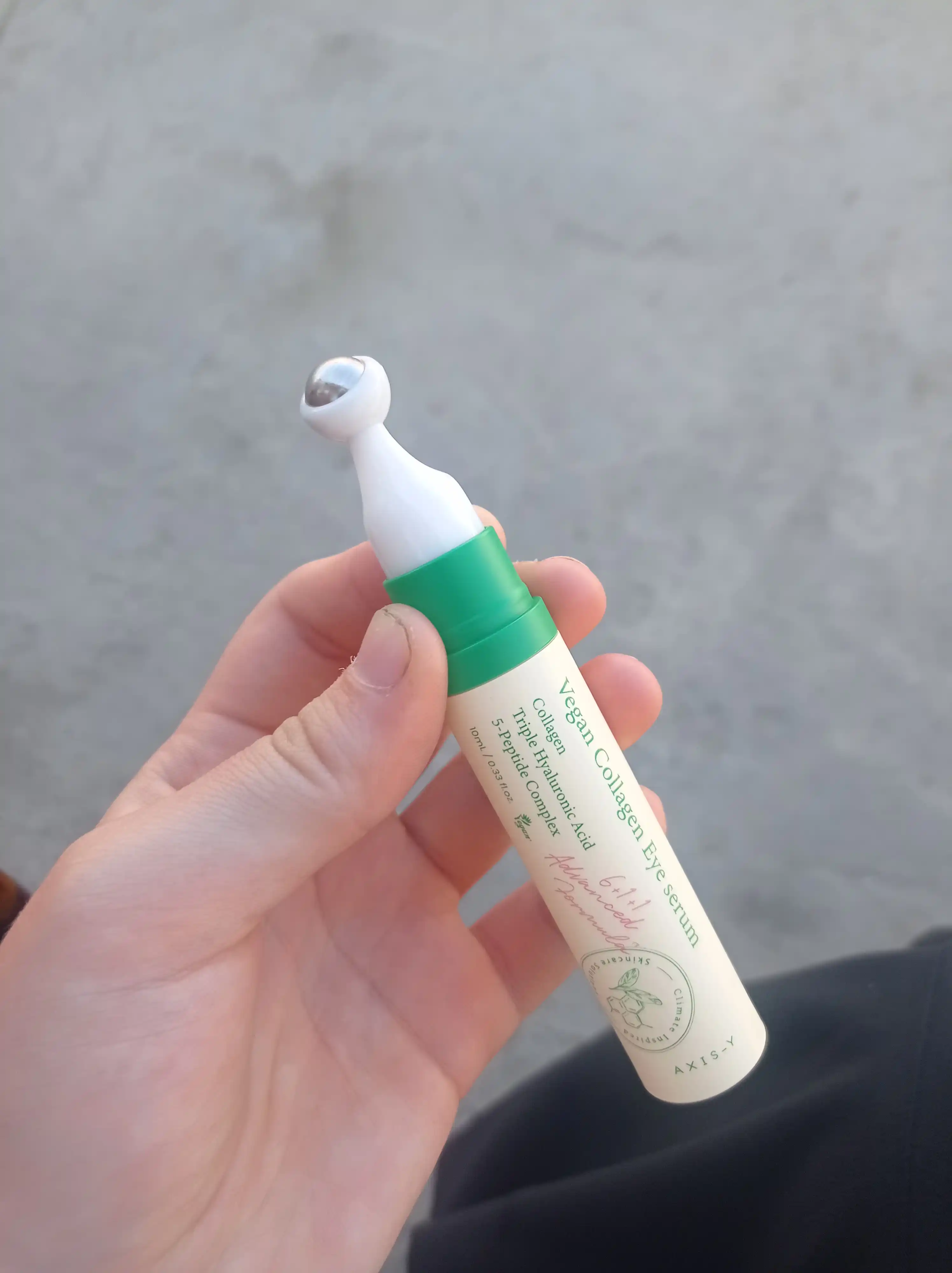 Пептидная сыворотка для век, с массажным аппликатором AXIS-Y Vegan Collagen Eye Serum, 10 мл