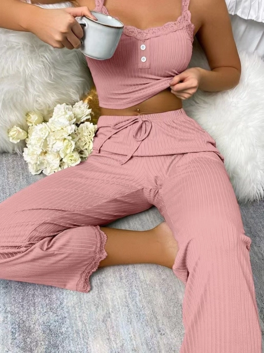 Ayollar uchun pijama to‘plami — shortik va shim bilan, 3 tasi 1 da