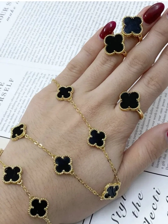 Van Cleef Ayollar uzugi, kulon va sirgalar, bilakuzuk to'plamida Van Cleef uslubida 5x1