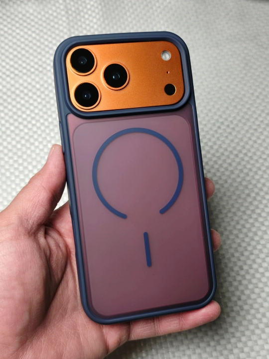 iPhone 17 pro max ga MagSafe qo‘llab quvvatlaydigan shaffof matoviy g‘ilof