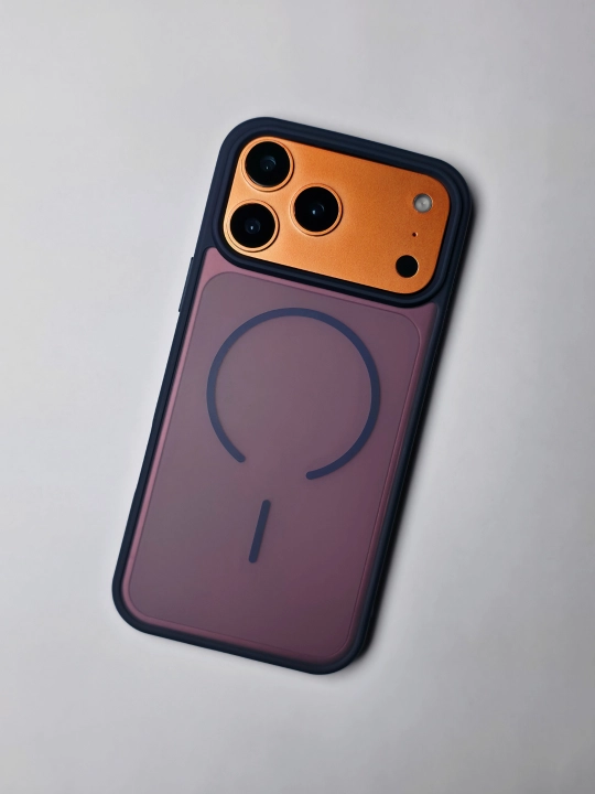 iPhone 17 pro max ga MagSafe qo‘llab quvvatlaydigan shaffof matoviy g‘ilof
