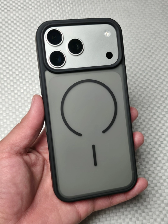 Прозрачный матовый чехол для iPhone 17 pro max, тонкий MagSafe, силиконовый ободок