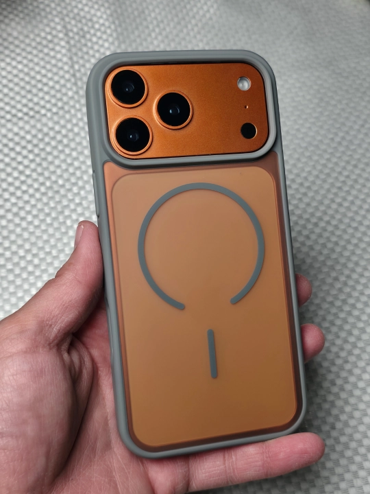 iPhone 17 pro max ga MagSafe qo‘llab quvvatlaydigan shaffof matoviy g‘ilof