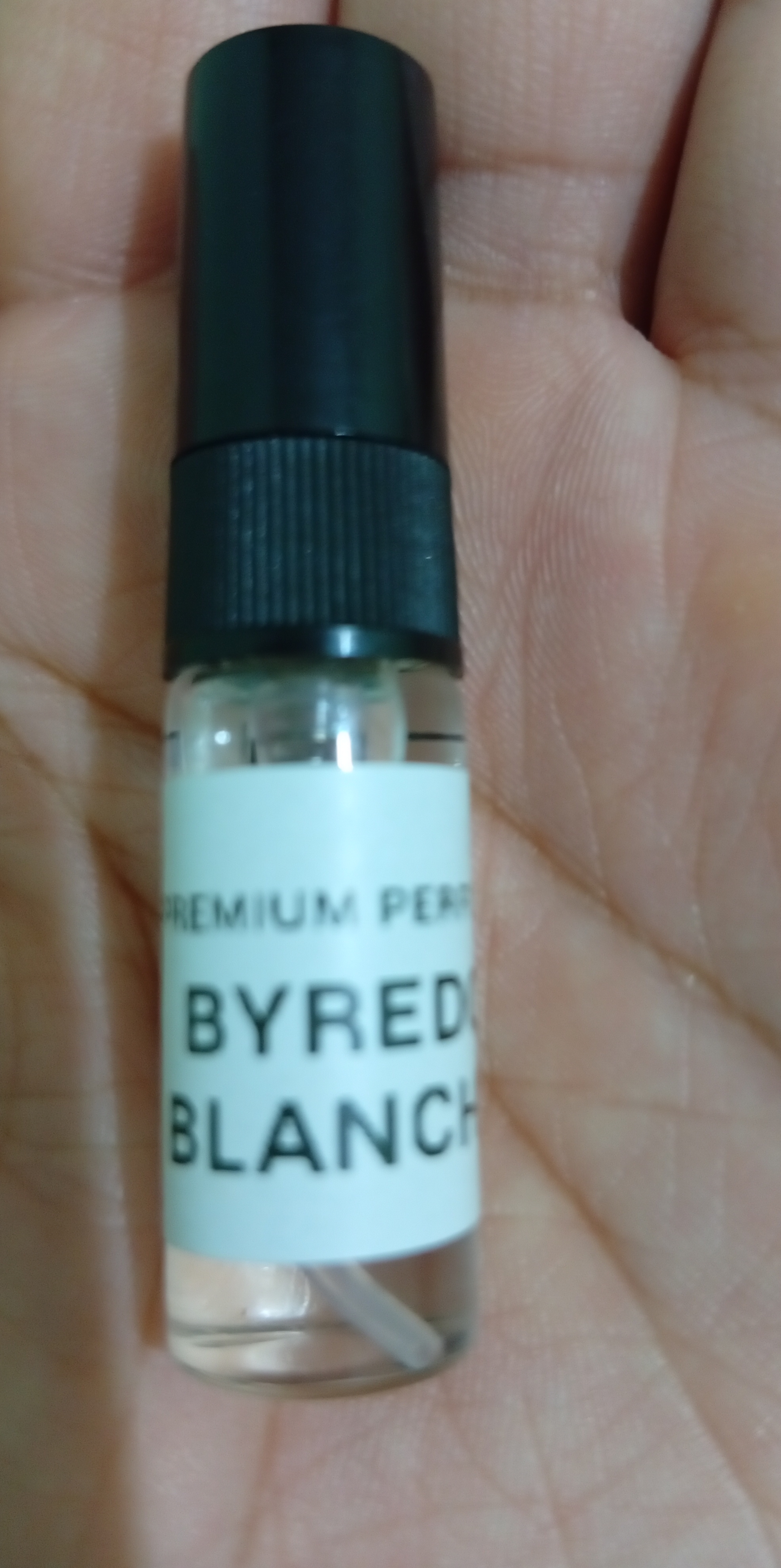Ayollar uchun "Byredo Blanche" parfyumlangan suvi