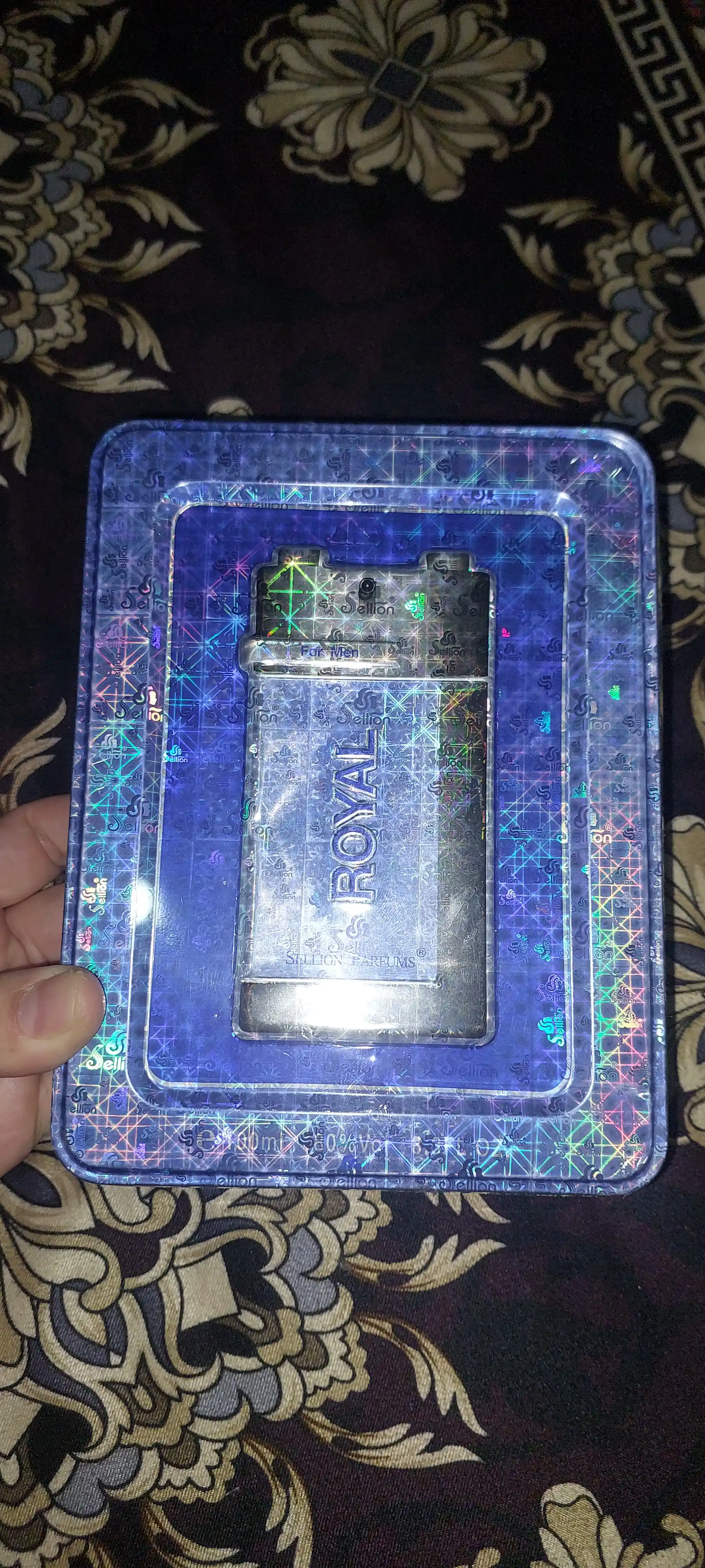Erkaklar uchun parfyumlangan suvi Royal, 100 ml