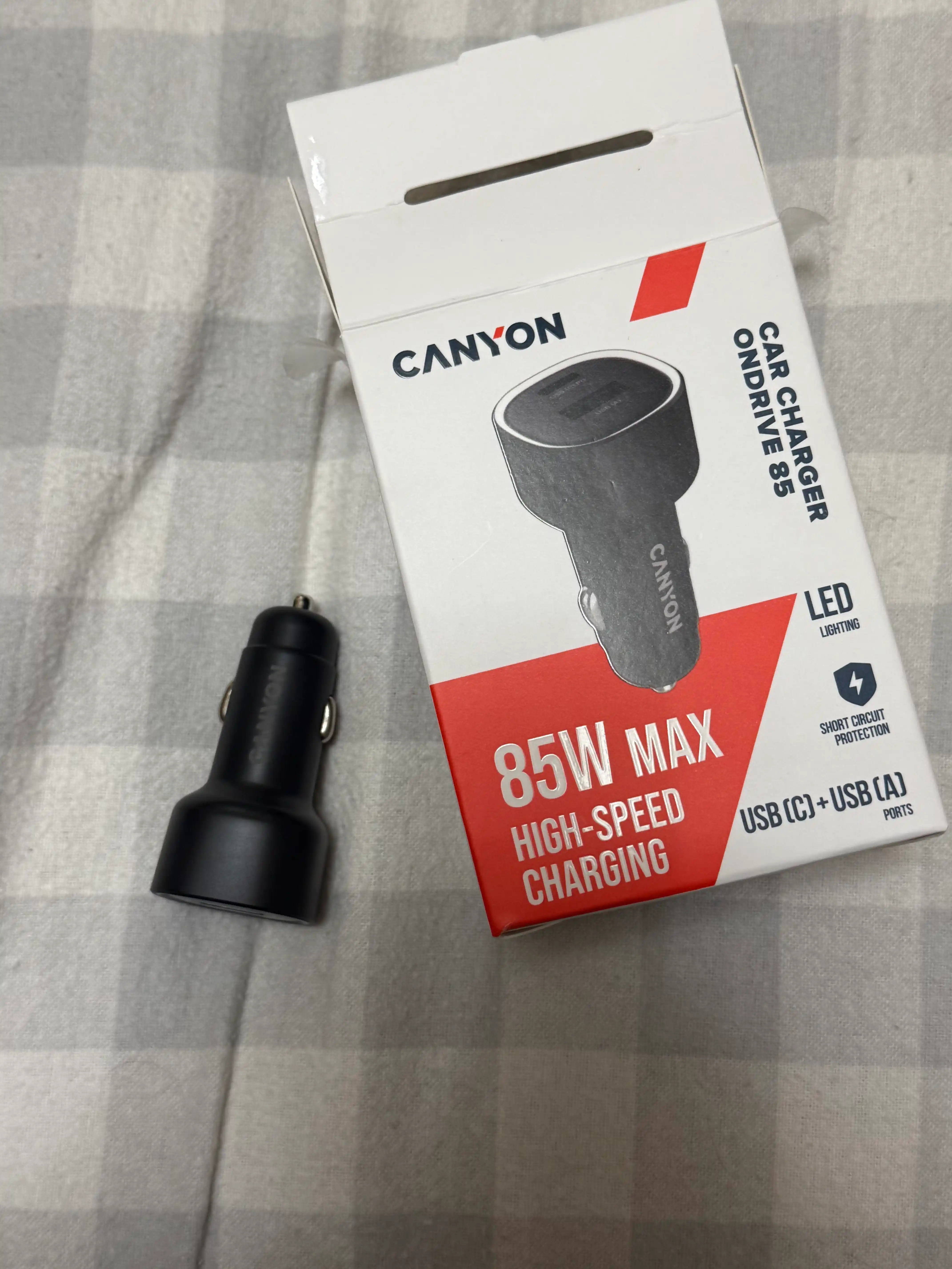 Автомобильная зарядка CANYON OnDrive
