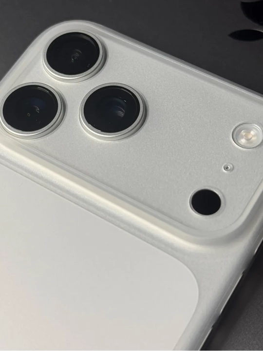 IPhone 16 Pro Max, 15 Pro K-Doo uchun o‘ta yupqa g‘ilof