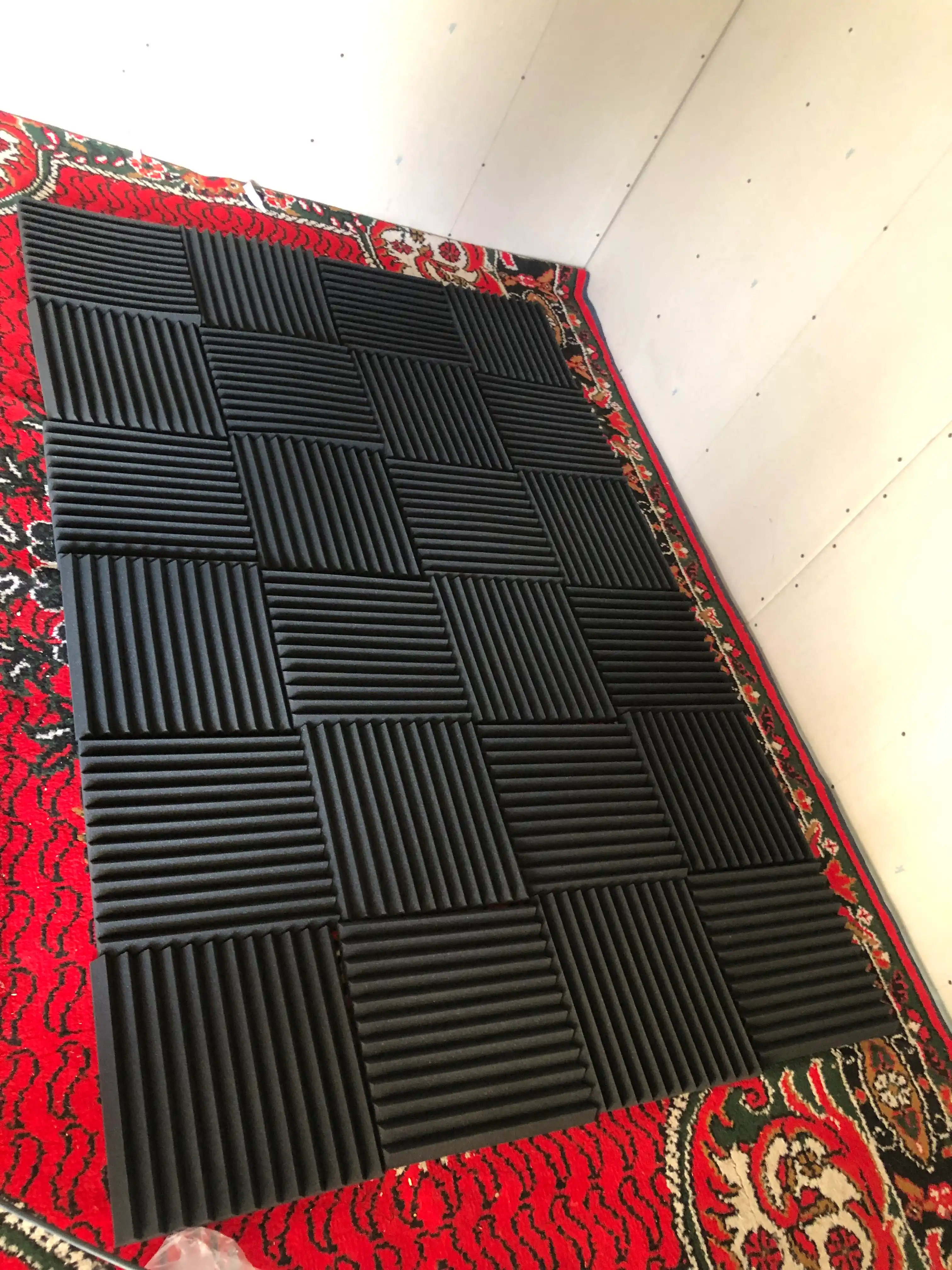 Akustik Porolon Panellar 30x30x2.5sm studiya va ofislar uchun