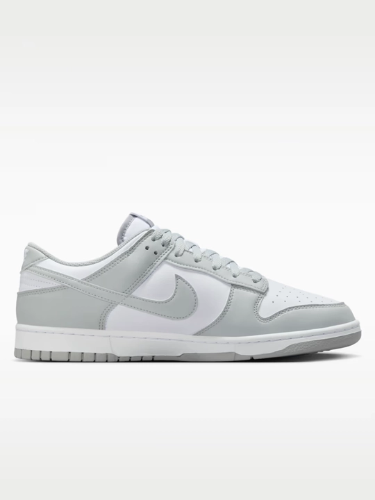 Erkaklar va ayollar krossovkalari - Nike SB Dunk Low Junior, uniseks