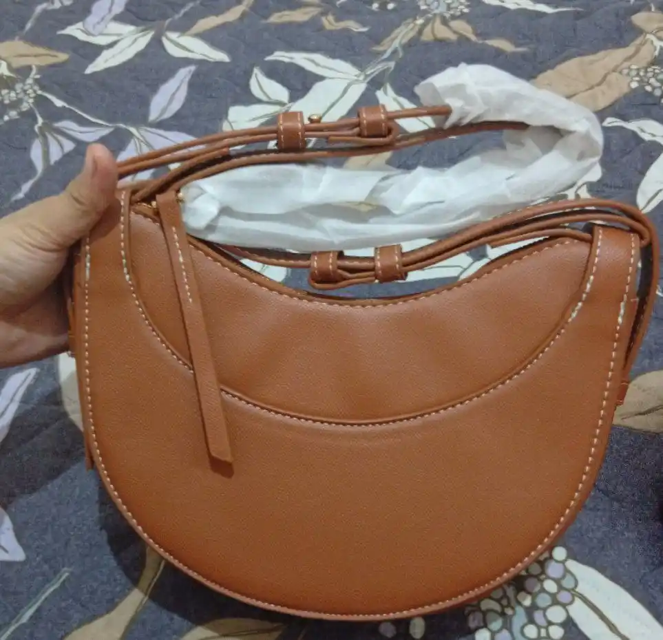Ayollar sumkasi