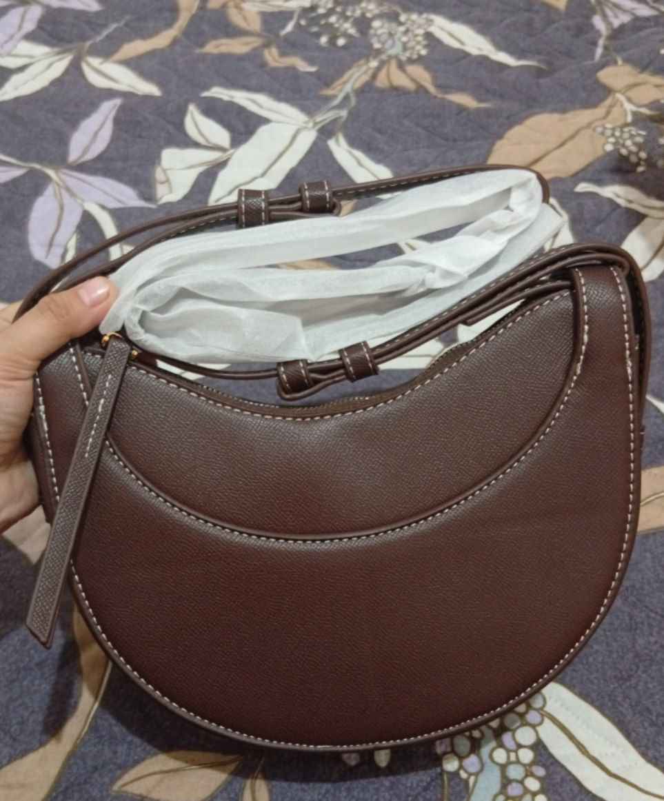 Ayollar sumkasi