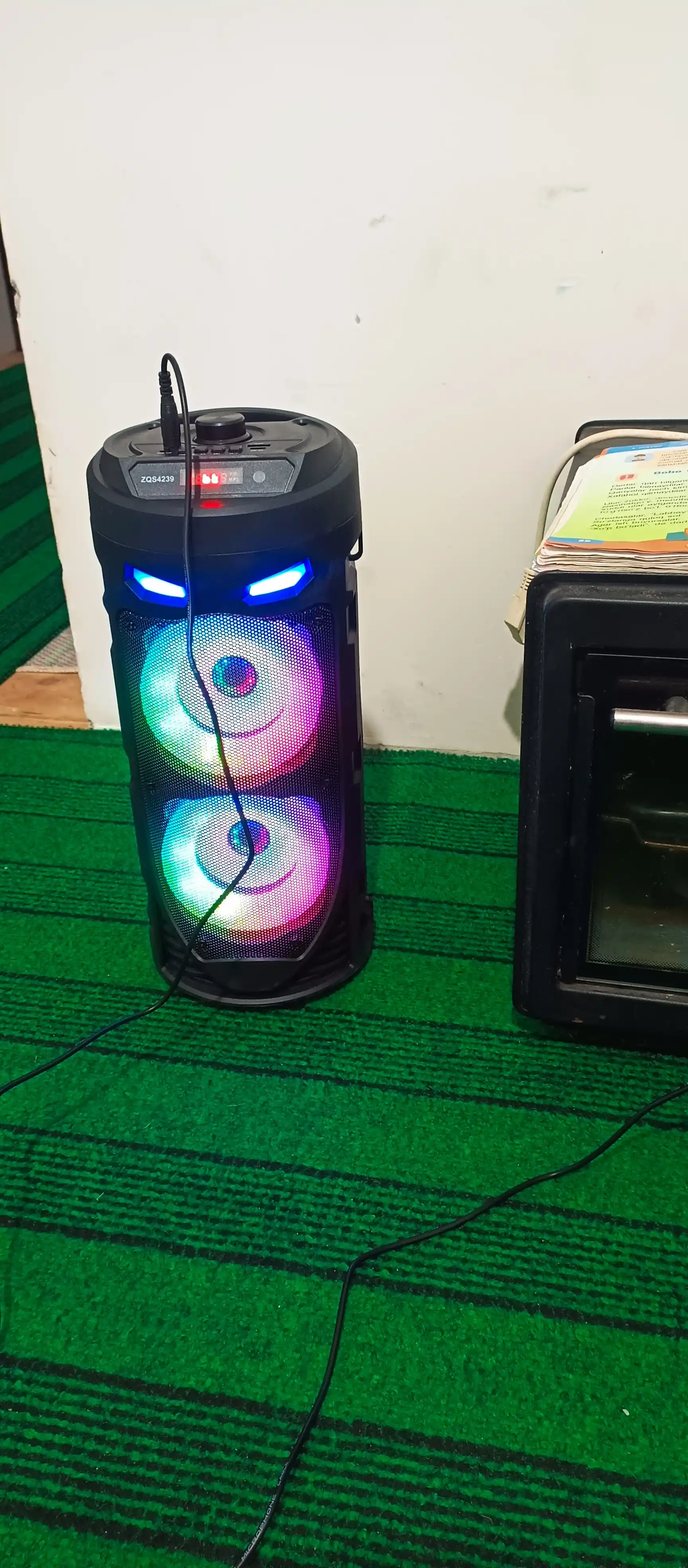 Portativ karaoke dinamik, simsiz Bluetooth, ushlagichli, stend bilan yurish uchun