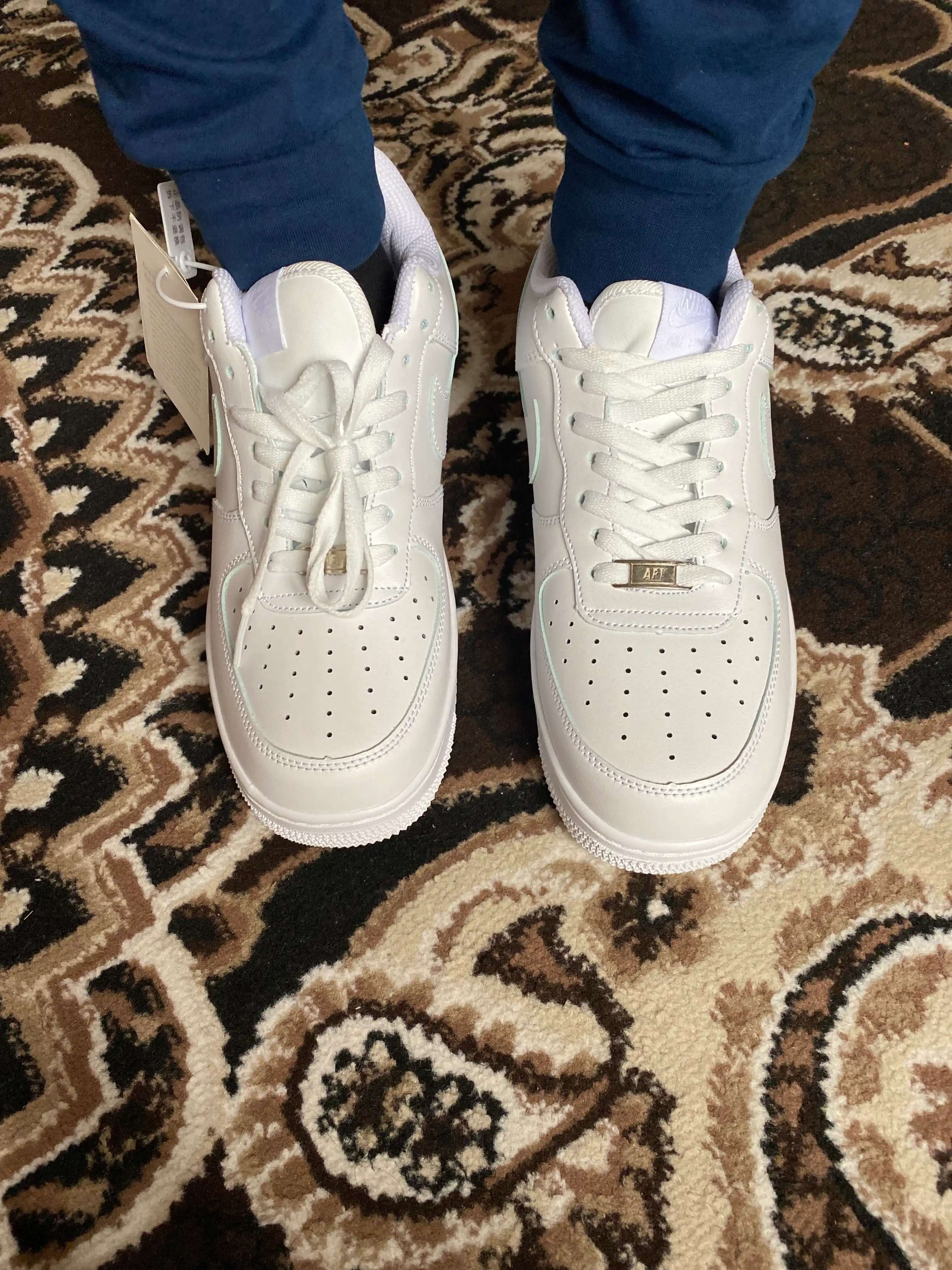 Nike Air Force erkaklar krossovklari