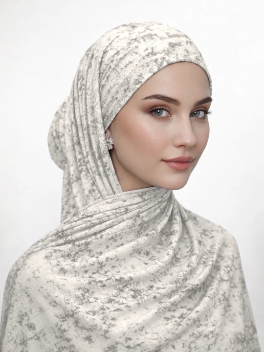 Ayollar uchun mramirli sharflar