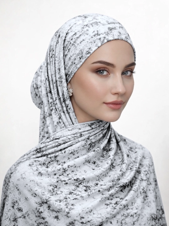 Ayollar uchun mramirli sharflar