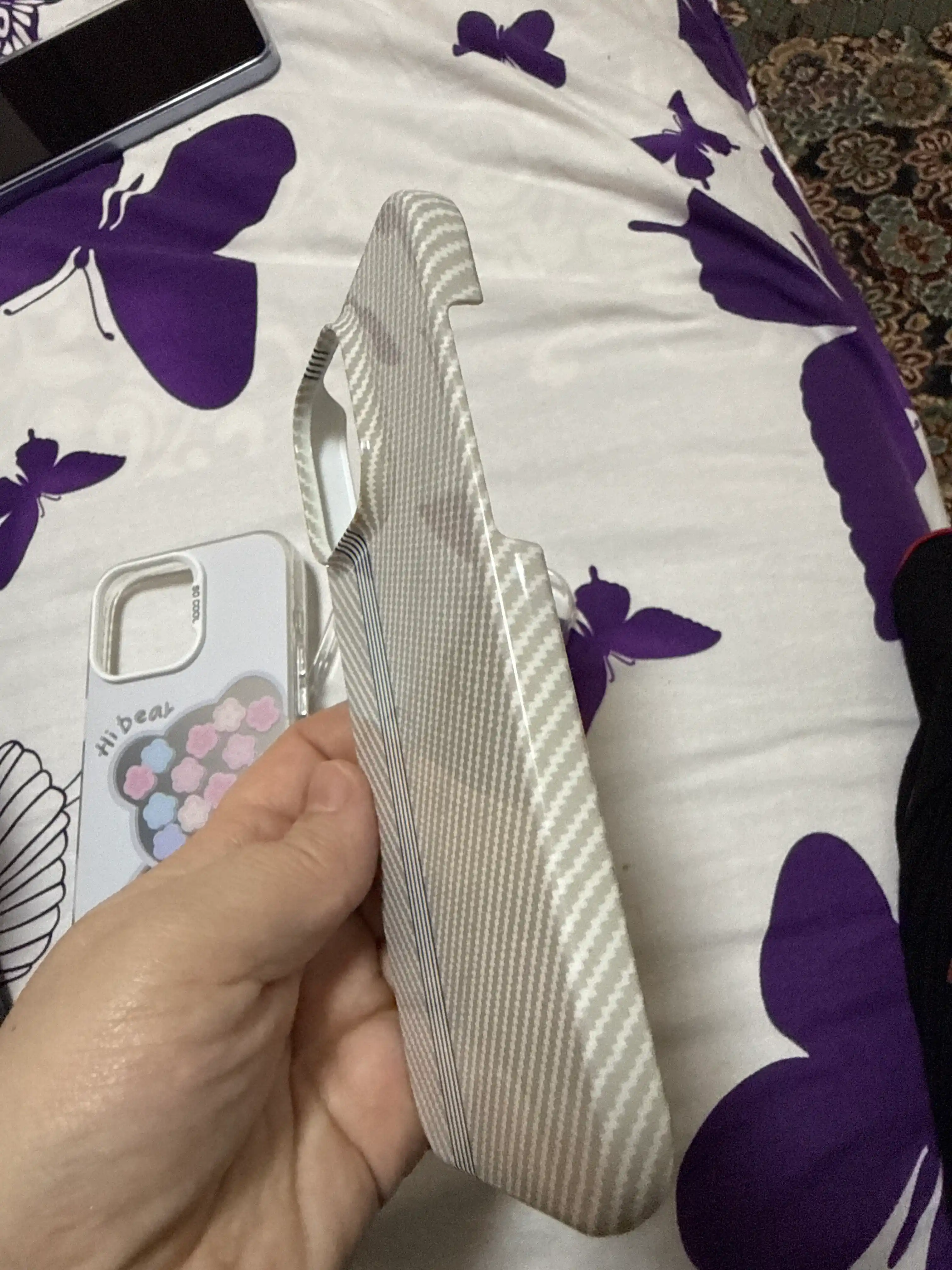 Карбоновый чехол для iPhone 11–16 Pro и Pro Max
