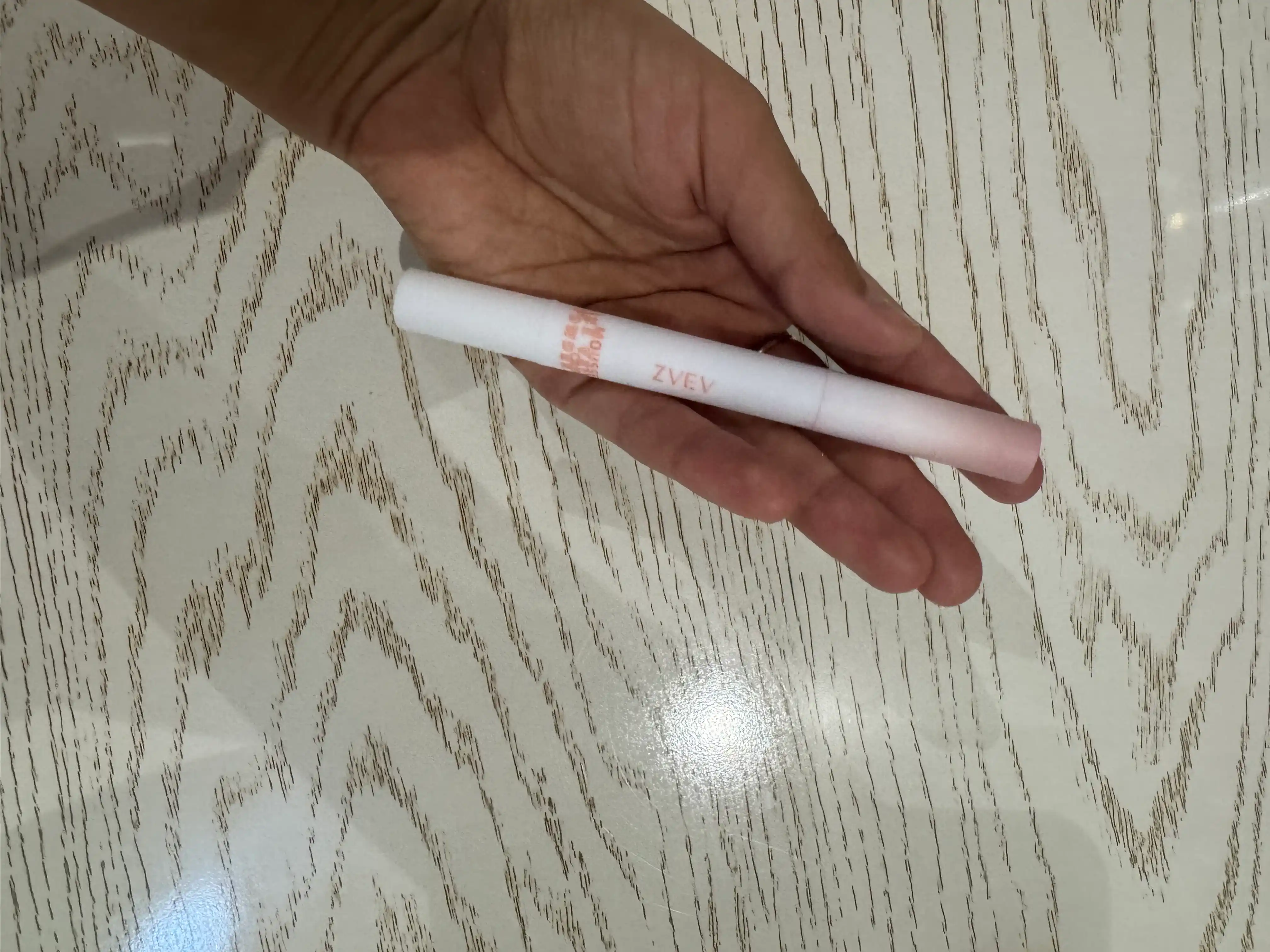 Lab bo’yog’i (nude soyali / nude rangli) 1 dona