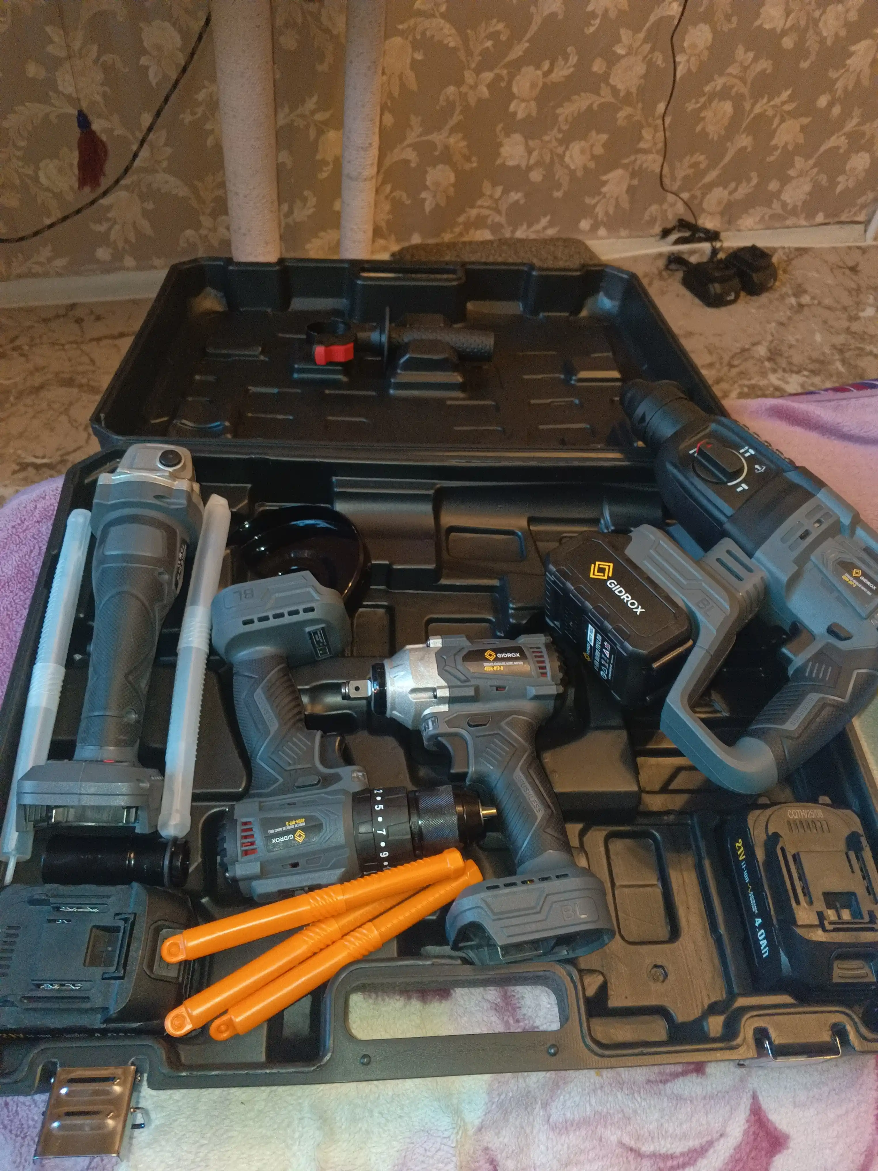 2 yillik kafolat bilan GIDROX elektr asboblar to'plami