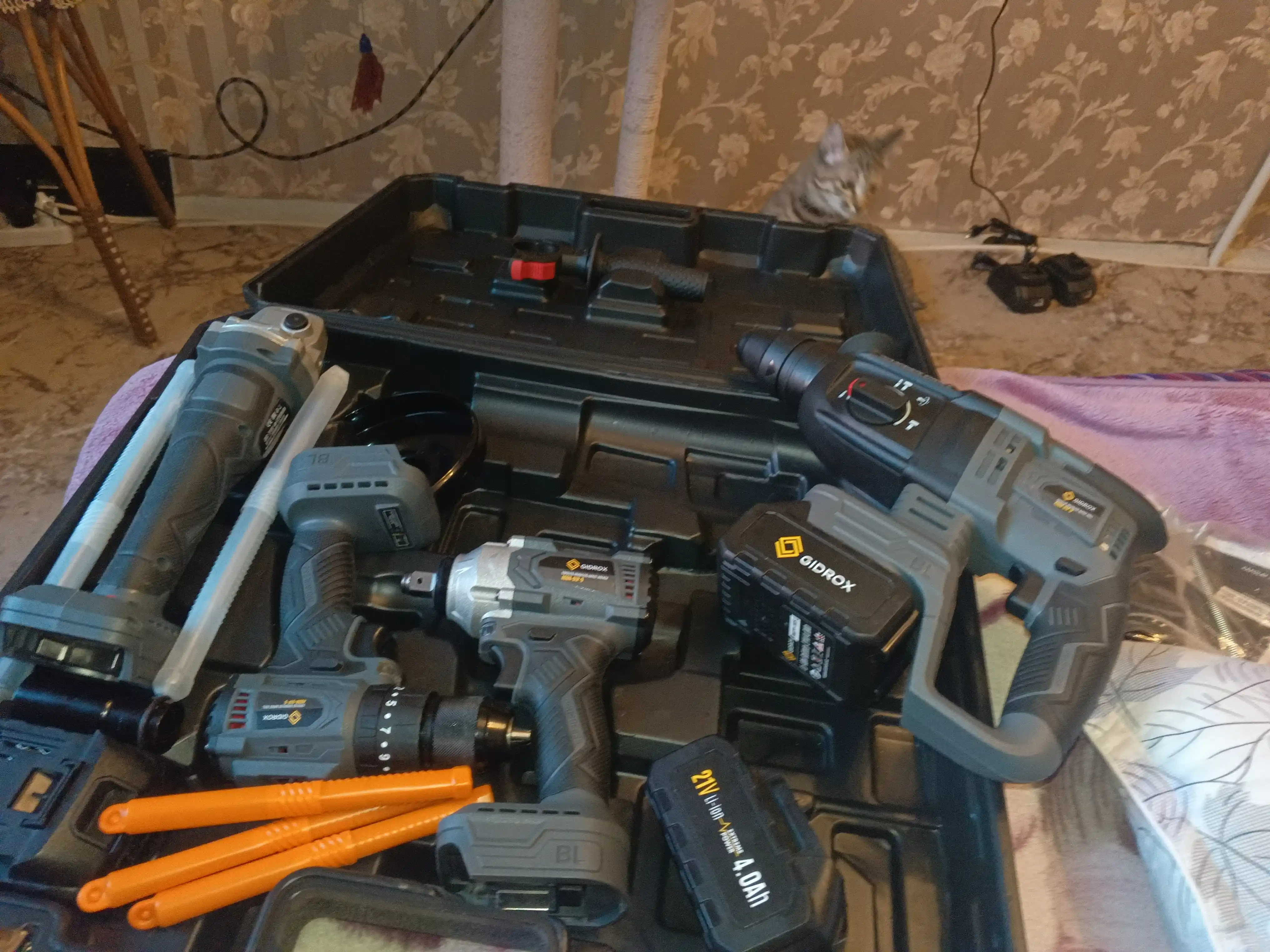 2 yillik kafolat bilan GIDROX elektr asboblar to'plami