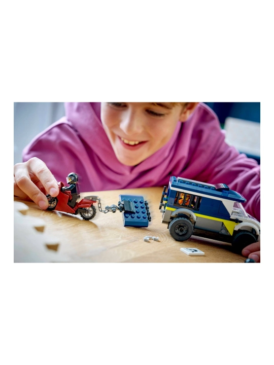 LEGO konstruktor City Mahbuslarni tashish uchun politsiya furgoni 60479