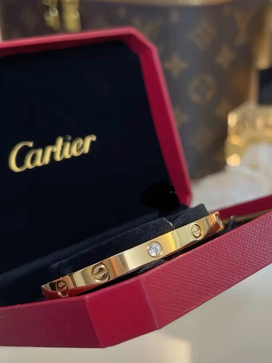 Женский браслет с кольцом Cartier Love, Cartier Clash, Cartier Nail, Bvlgari, Vanclef