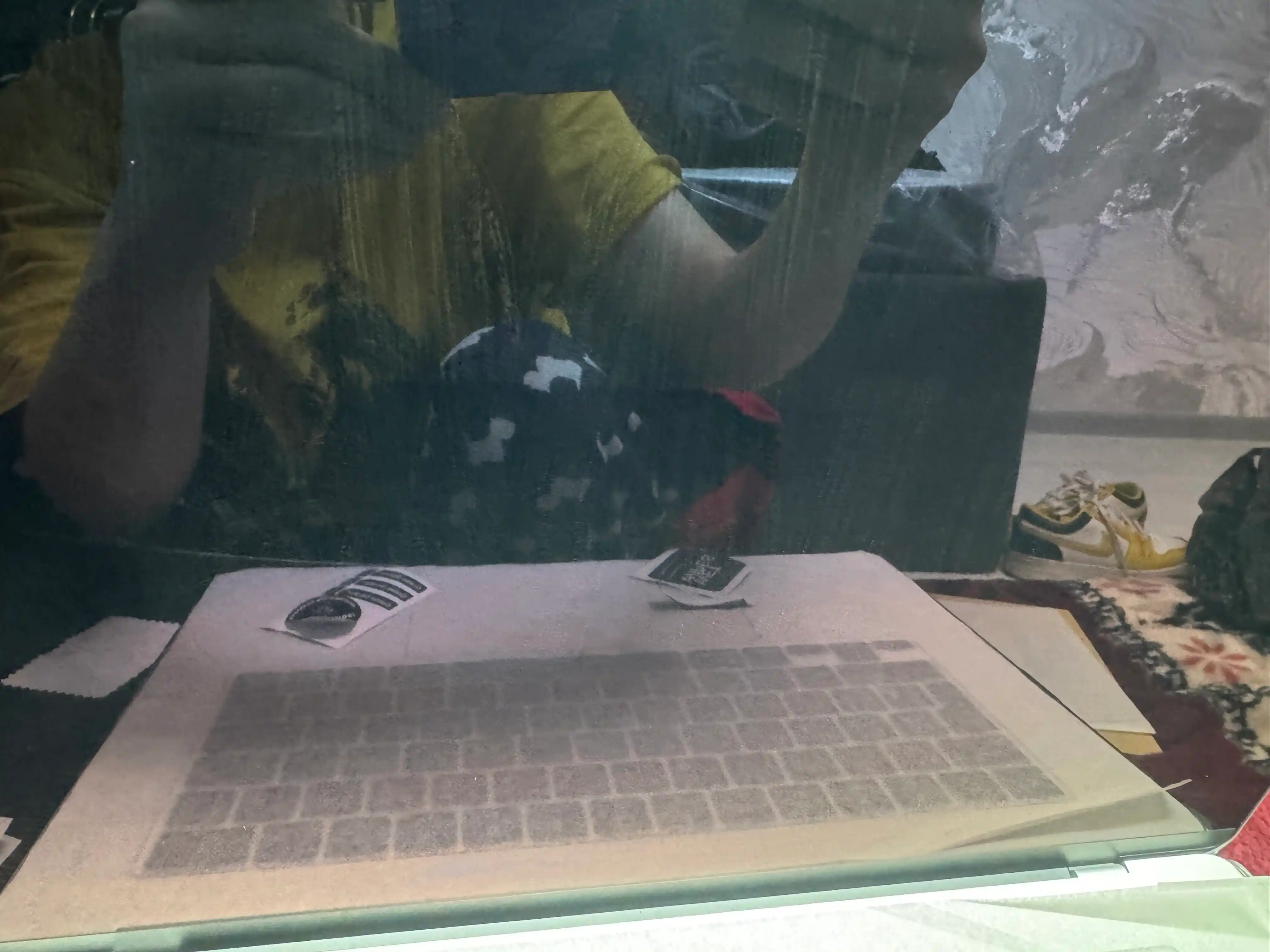 Apple MacBook Neo/Air/Pro (13–16) uchun yuqori sifatli ekran himoya oynasi – Glass Pro