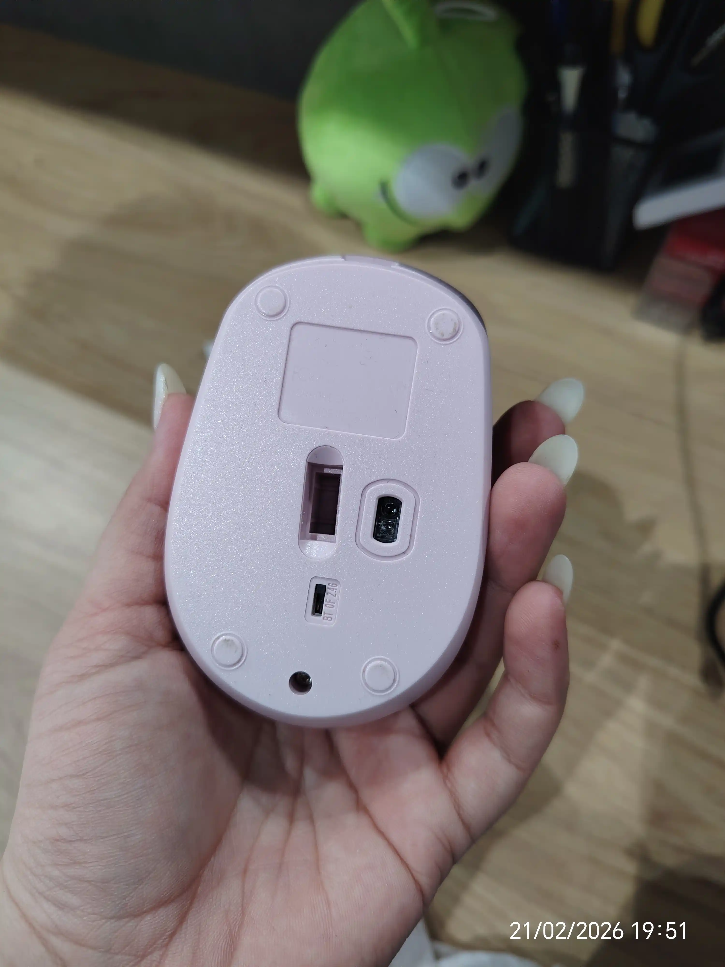Bluetooth simsiz sichqonchа, zaryadlanovchi, ikkilamchi, noutbuk va kompyuter uchun