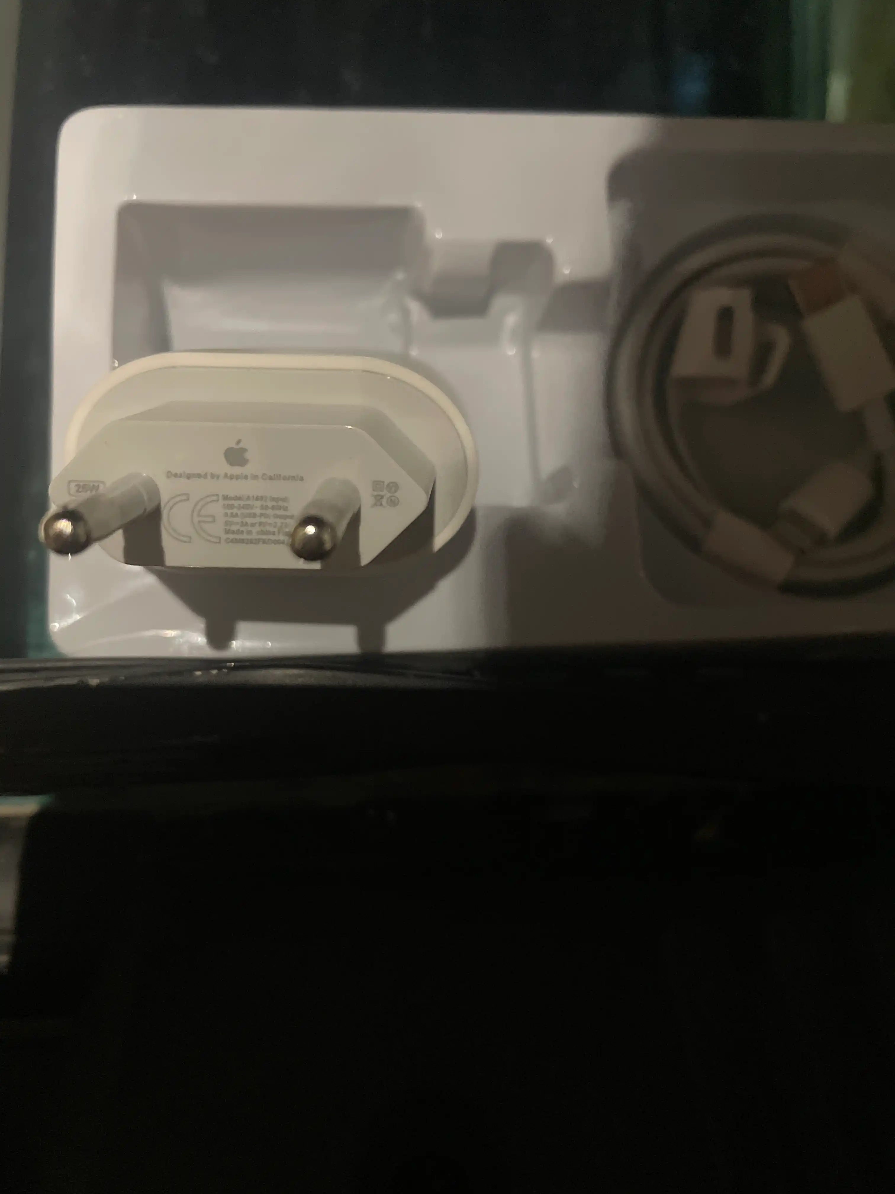 25W USB-C zaryadlash to‘plami + USB-C → Lightning kabel (1 m) | Tezkor zaryad