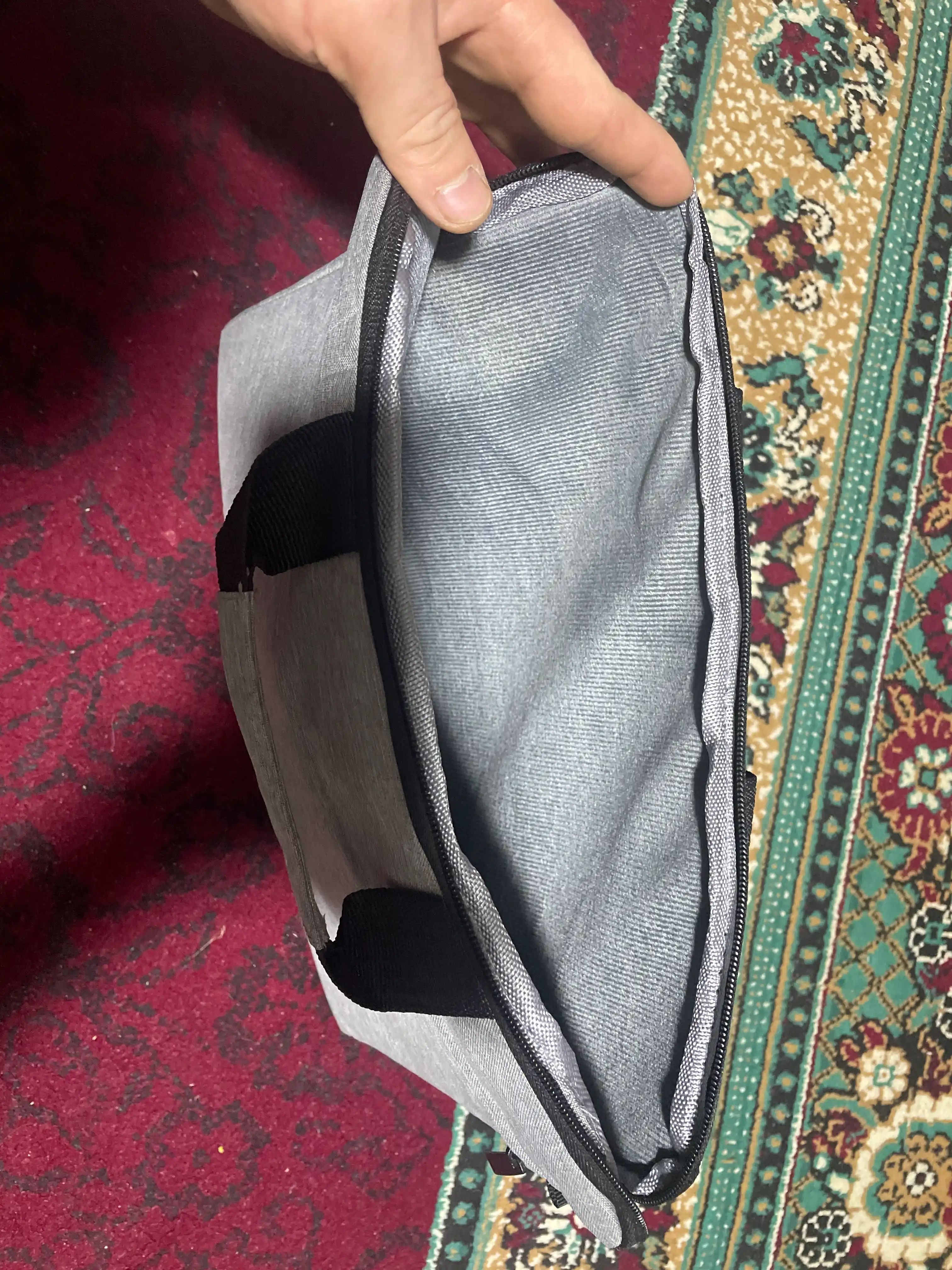 Noutbuk va MacBook uchun himoyali sumka