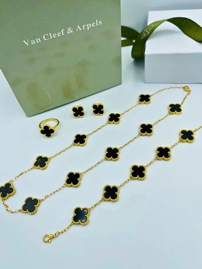 VAN CLEEF набор бижутерий, кольцо, серьги, цепочка, браслет — UNIPLUS-ВАНКЛЕФ-ЧЕРН