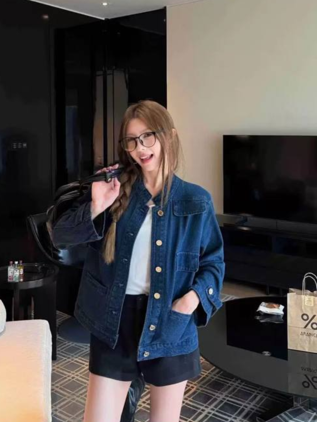 Ayollar uchun pidjak-jaket - 