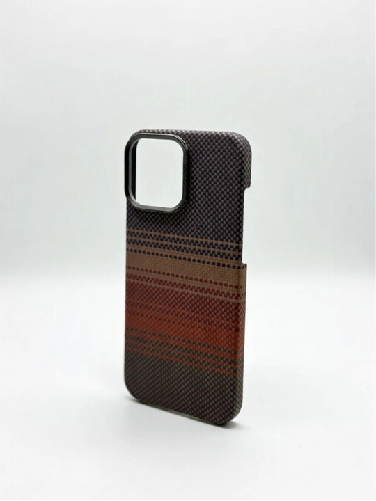 IPhone modellari uchun premium karbon g‘ilof, 13, 14, 15, 16, 17 Pro, Pro Max