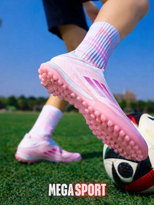 Футбольные бутсы Adidas F50 TF, легкая и удобная модель