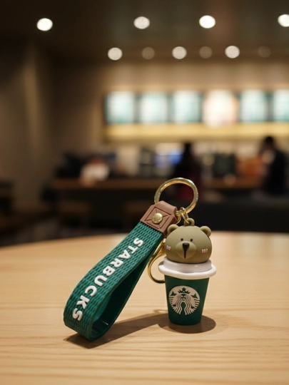 Стильный и милый брелок Starbucks — идеальный аксессуар для любителей кофе — GIFTS24-STARBUCKS-ЗЕЛЕН