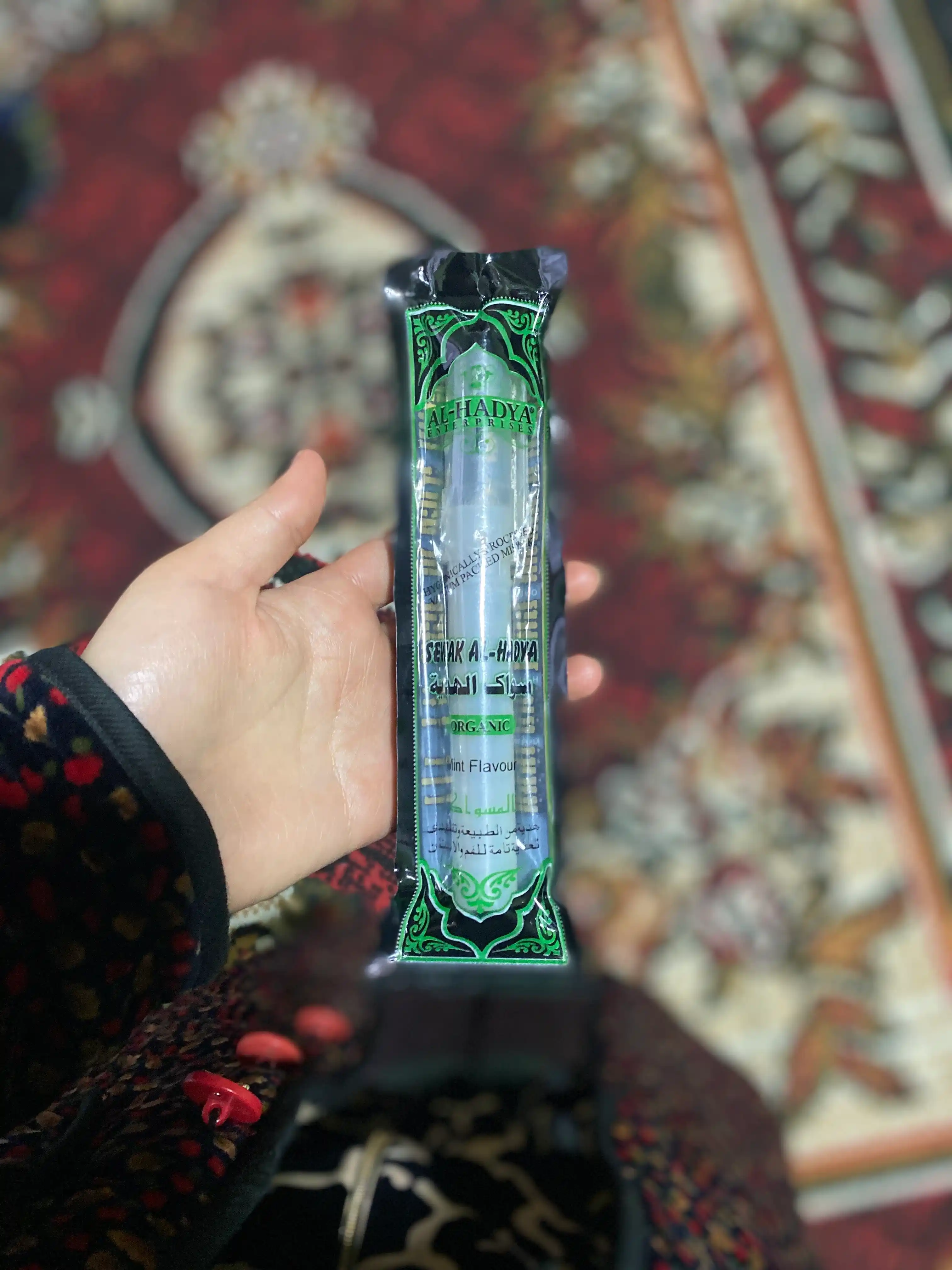 Tabiiy oqartiruvchi tish cho'tkasi Misvok Sewak Al-Hadya tishni oqartiradi, mustahkamlaydi