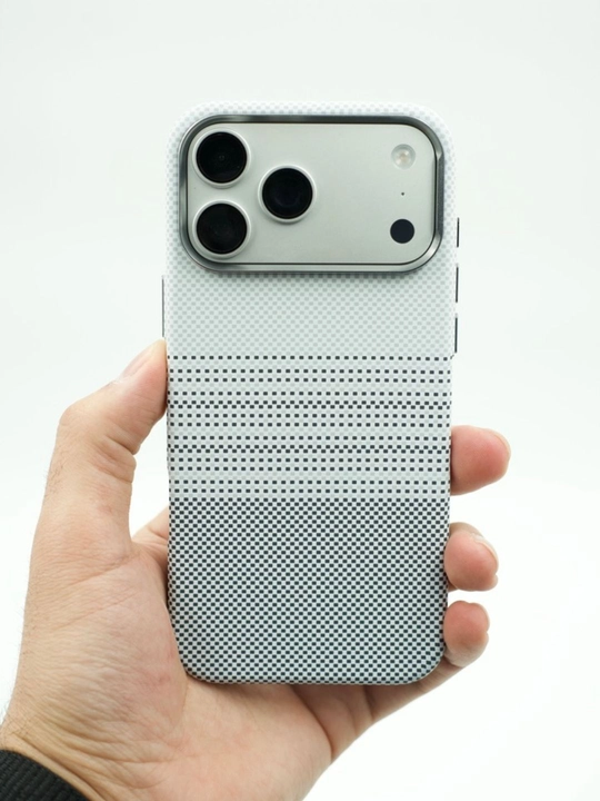 IPhone 17 Pro / Pro Max / 17 Air uchun Luxo Life karbon magnitli g‘ilof Anti-shock