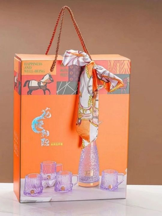 Shisha grafin 4 ta stakan bilan to‘plam, qalin shisha idishlar majmuasi