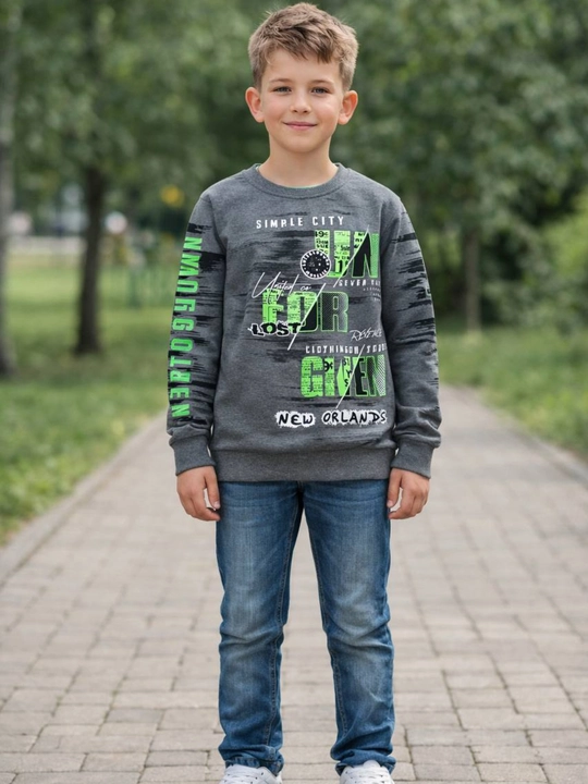 O'g'il bolalar uchun zamonaviy trikotaj jumper - 