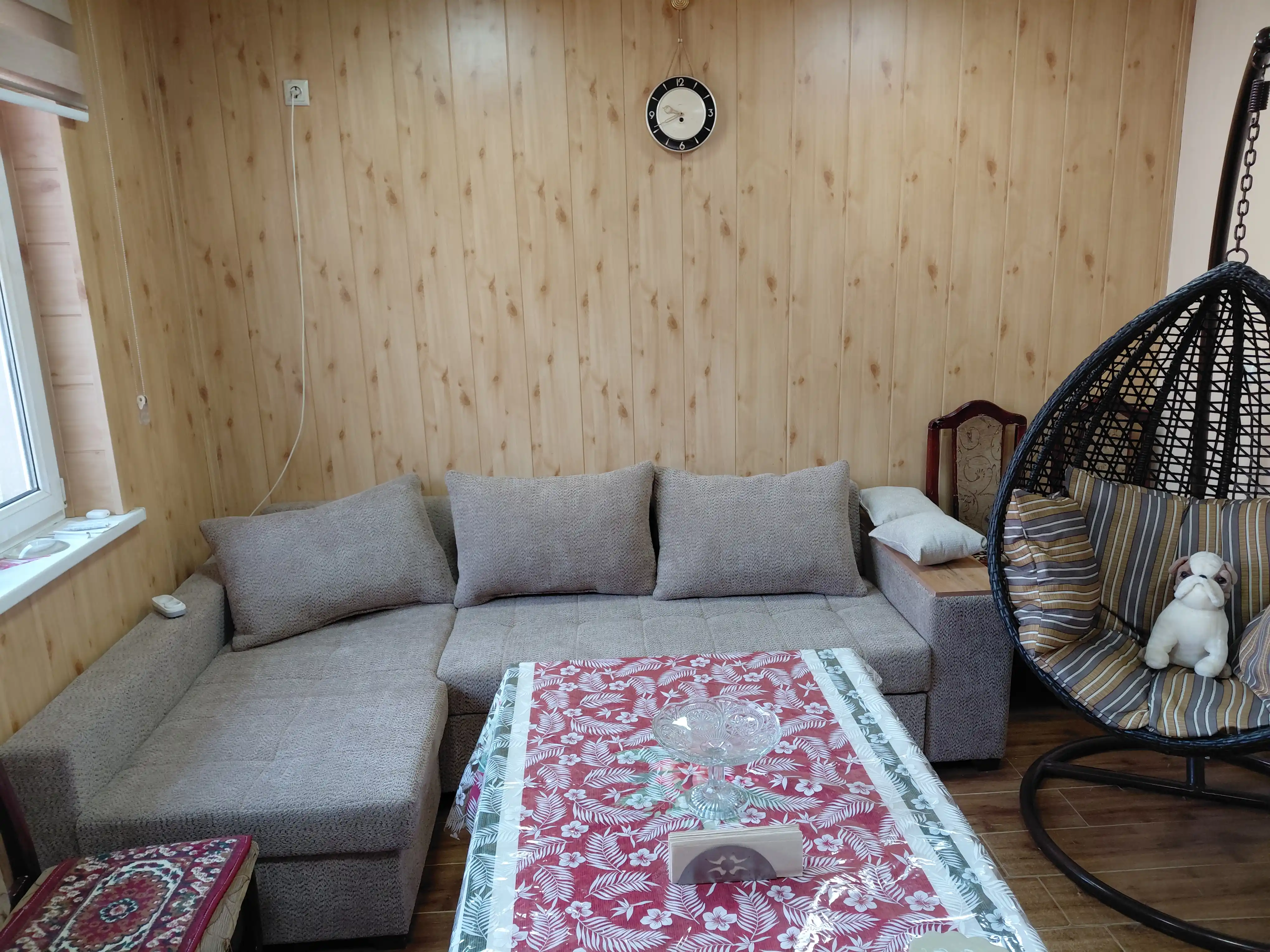 Burchakli divan.  Bir yechimda uslub, qulaylik va amaliylik