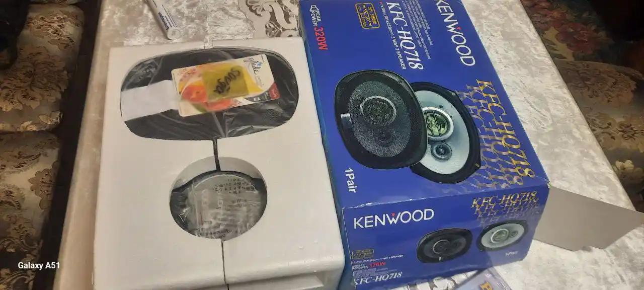Колонка Kenwood — это та же знаменитая легенда Kfc-hq 718 Bass 2 голоса чистые