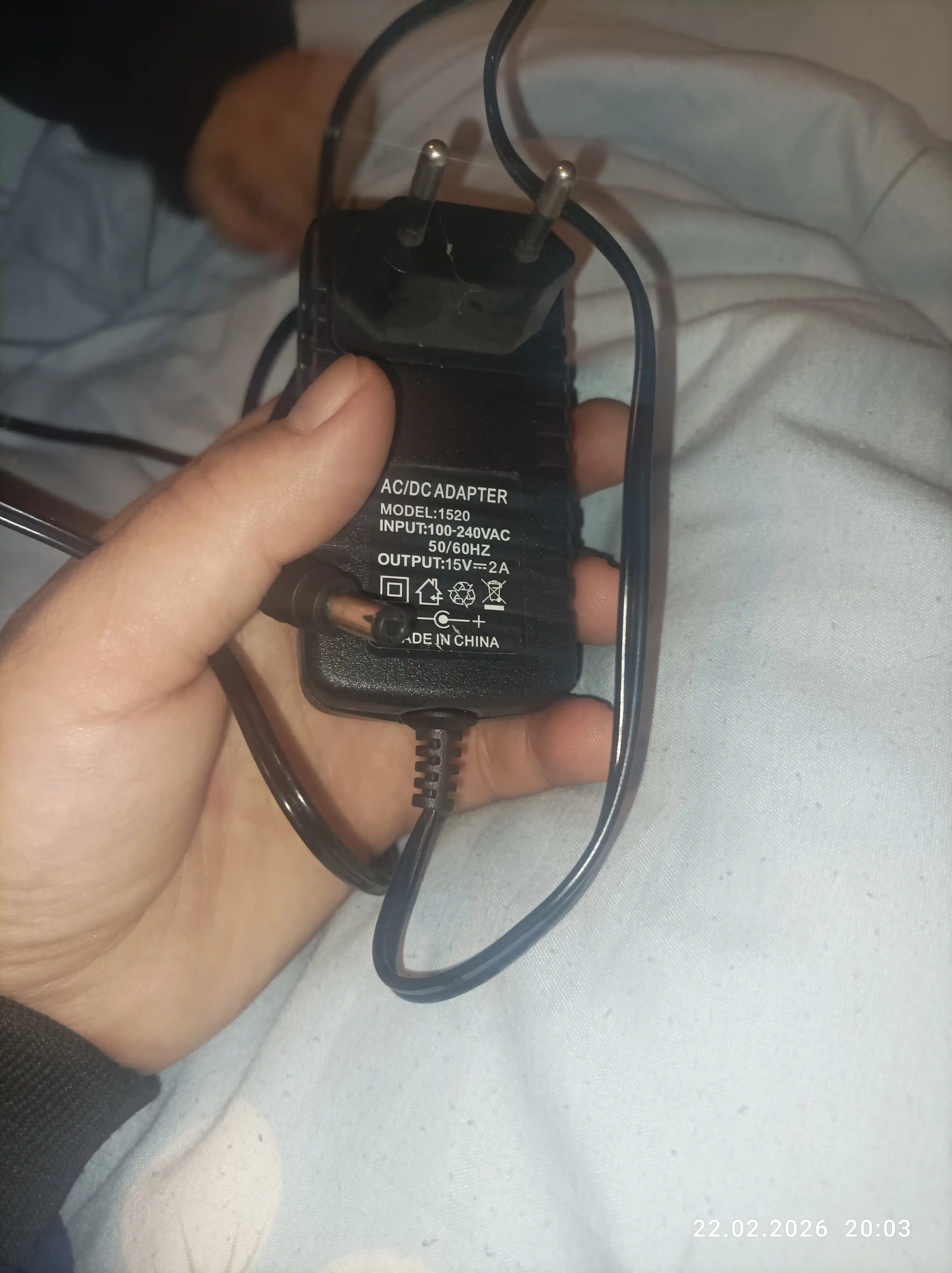 15V 2A universal quvvat bloki | 220V dan 15V 2A adapter