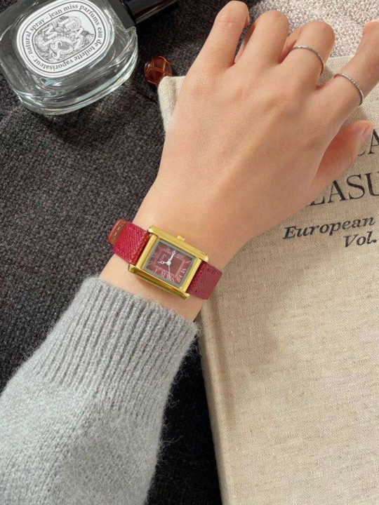 Наручные часы для женщин и девушек - 