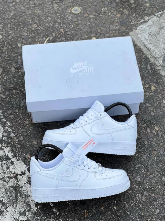 Nike Air Force 1 Classic White - universal krossovkalar - sovg‘a: oq paypoq + quti