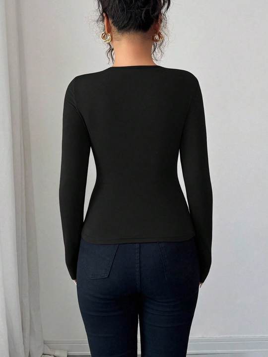 Женский лонгслив облегающий с вырезом на плече - EllyFashion