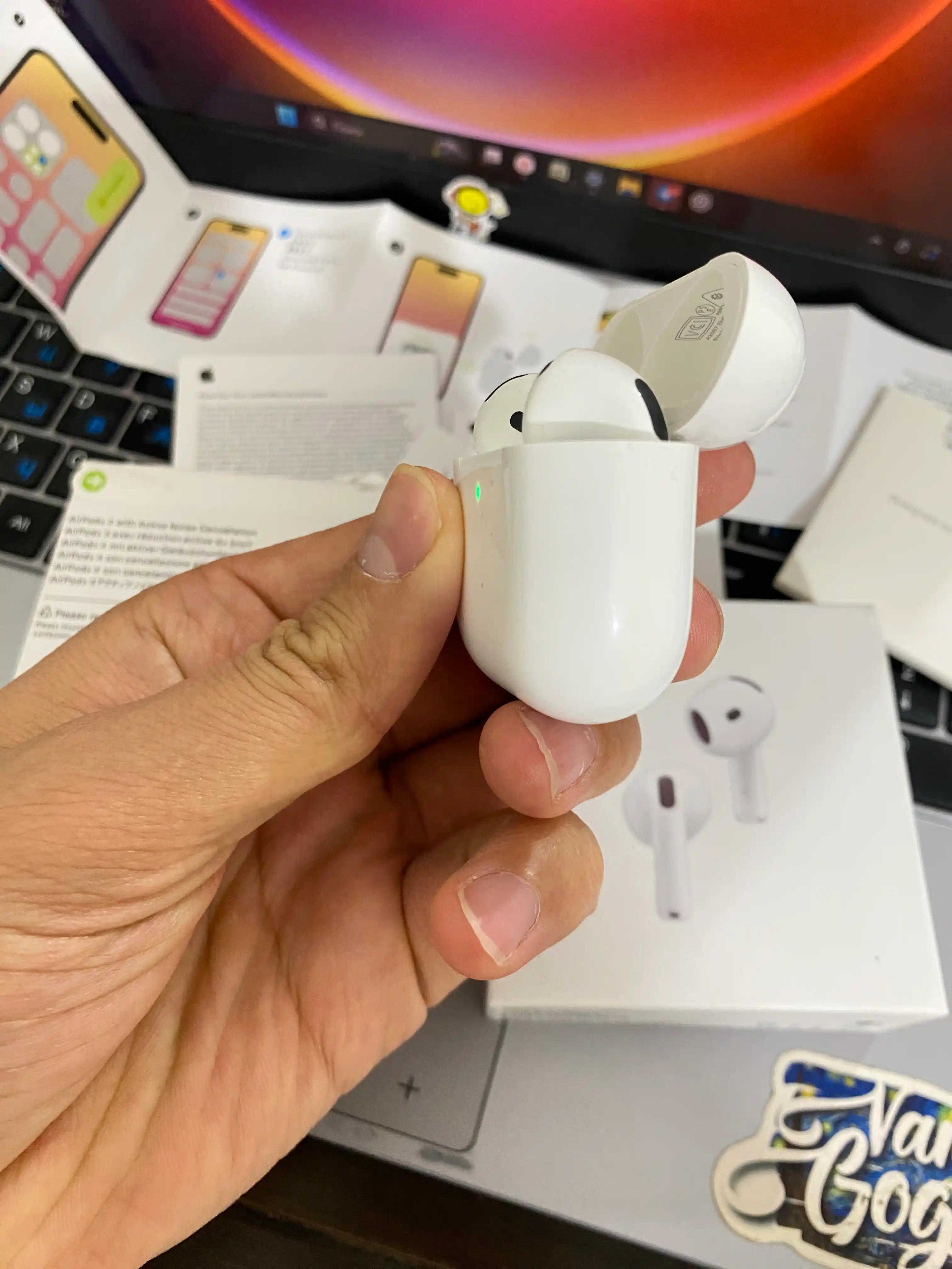 Simsiz quloqchin Pods 4 ANC bluetooth naushnik barcha smartfonlar uchun (ANC ishlaydi)