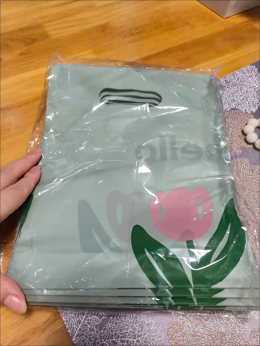 Sovg'a paketi, shaffof kreativ premium sifat kraft, palitilen har xil turdagi 10, 15, dona