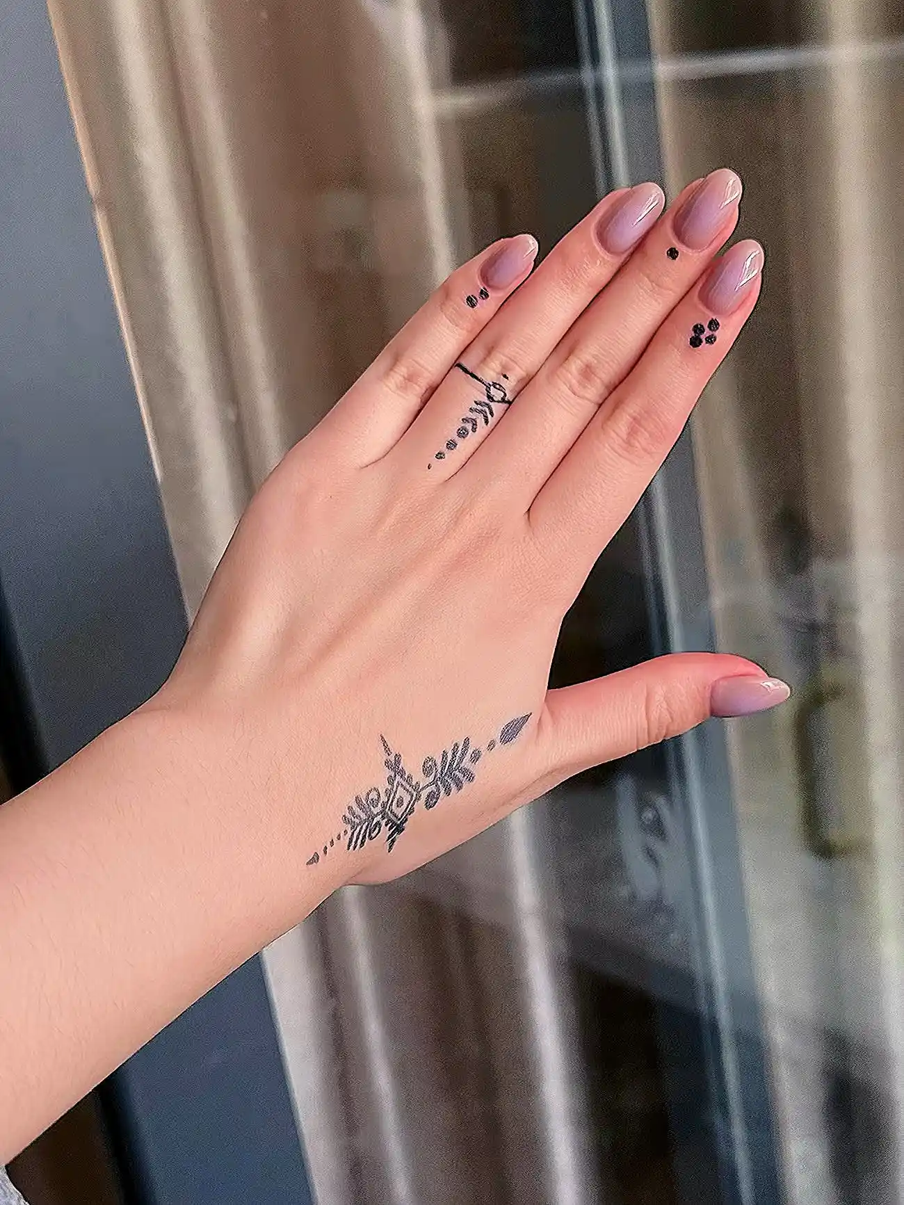 Временная переводная татуировка