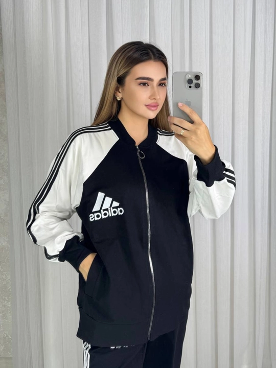 Ayollar va qizlar uchun dvoyka, sportivka razmeri standart, bahor uchun komplekt