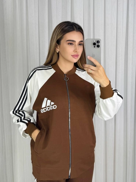 Ayollar va qizlar uchun dvoyka, sportivka razmeri standart, bahor uchun komplekt